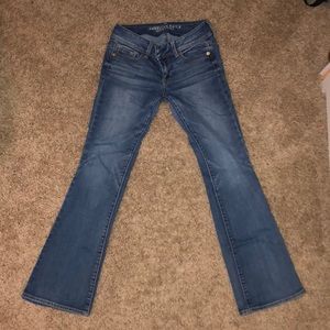 Kick boot American Eagle boot cut jeans